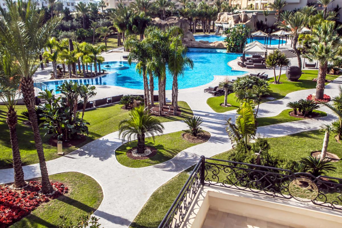 THE-RUSSELIOR_317.picture.27012020.0953.5e2ea4e568c9e9.82035825