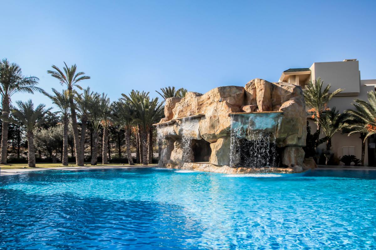 THE-RUSSELIOR_317.picture.27012020.0953.5e2ea4e5697a41.61257883