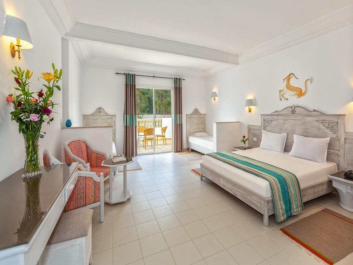 ZODIAC-HOTEL_431.picture.23012025.1254.679223bea9d263.33349033