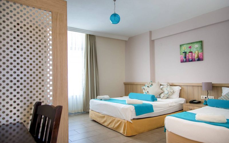 PONZ-HOTEL-13_17-04-2020-145053-scaled