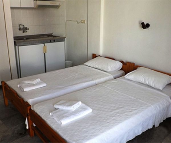 vila-anixi-edipsos-7337-2