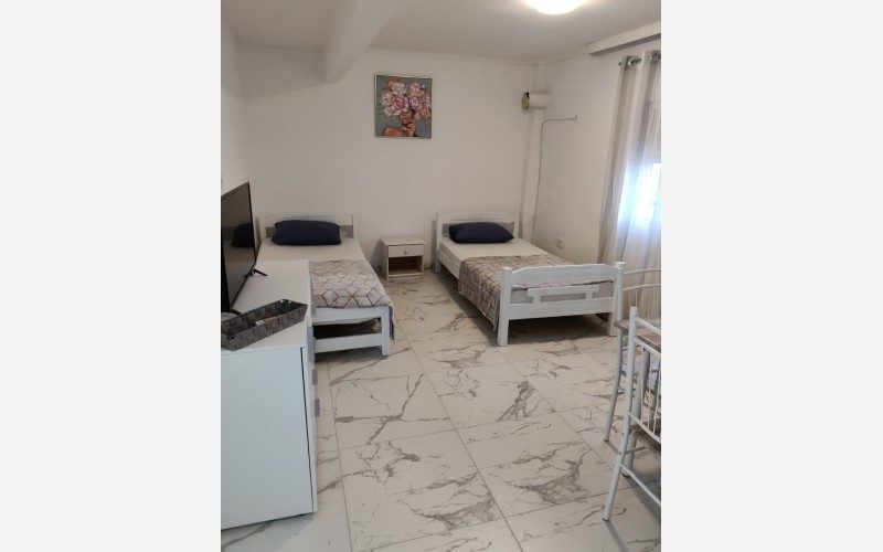 vila-dina-1322-25