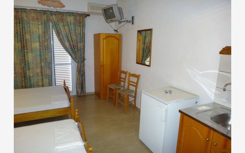 vila-gouzelis-88-8